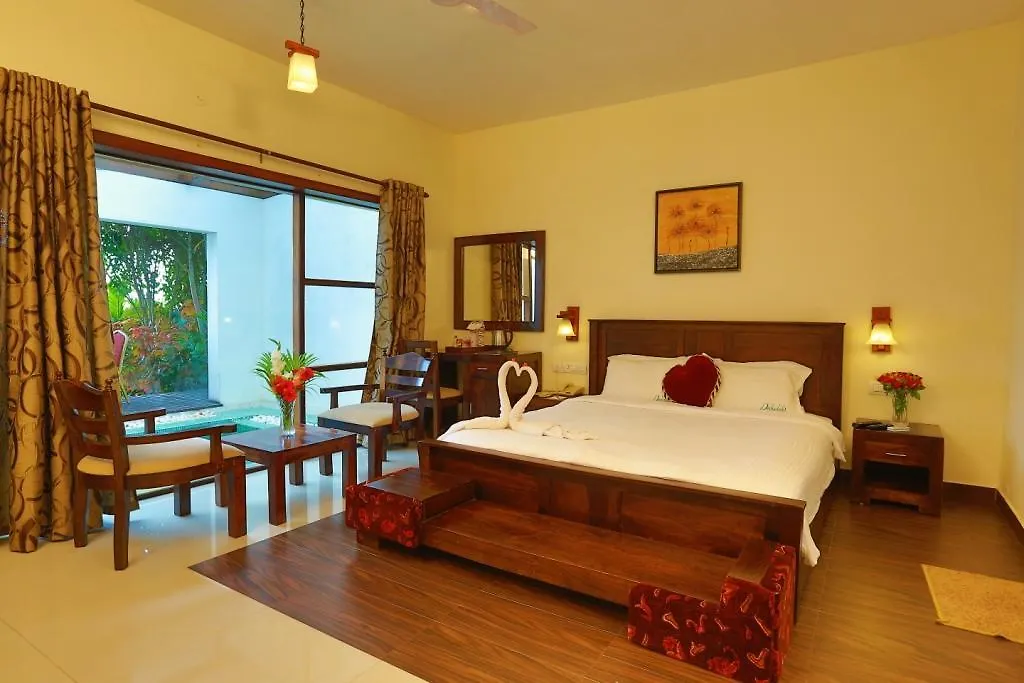 Deshadan Backwater Resort - The best sunrise view Alappuzha Indien