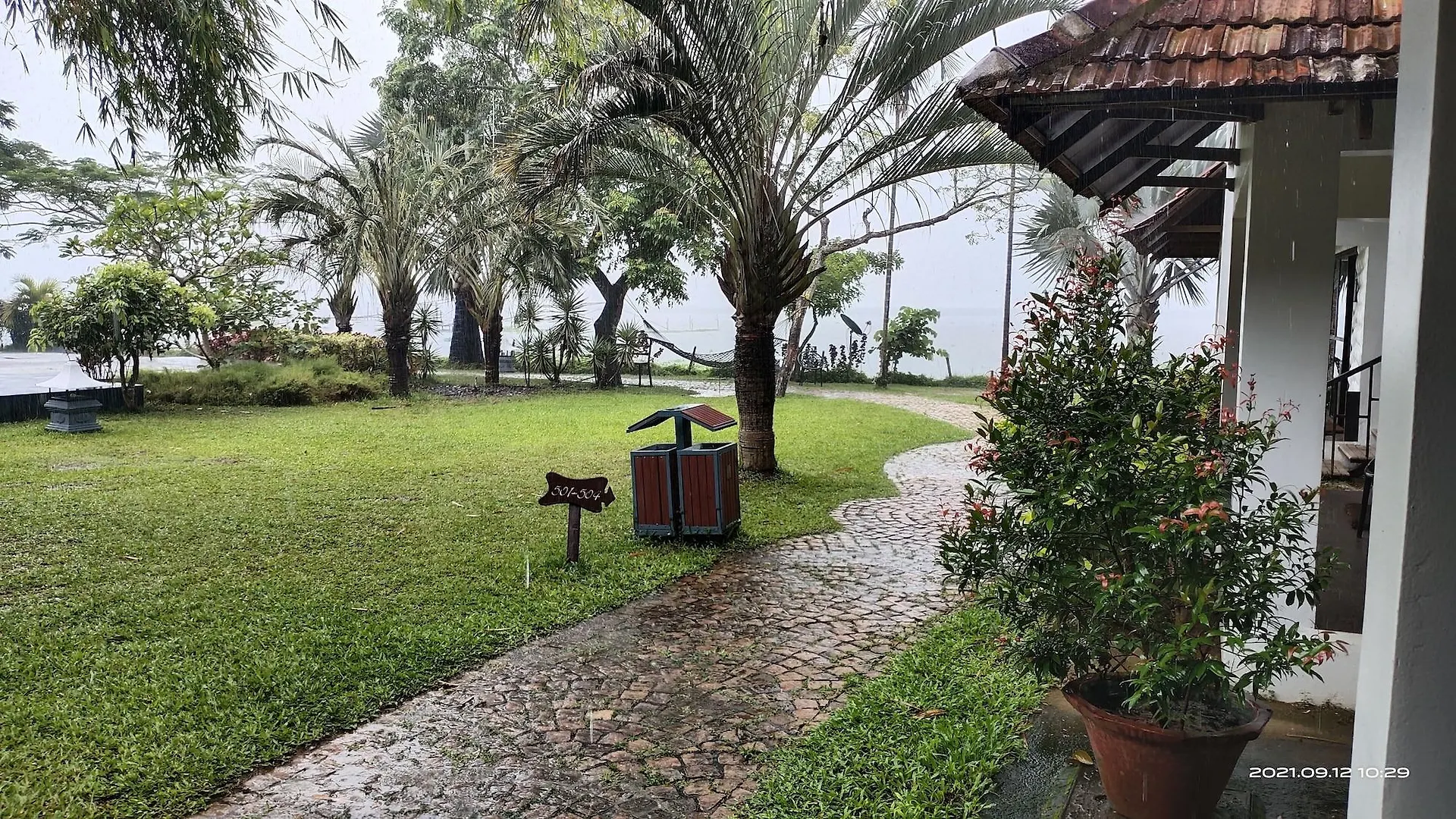 Deshadan Backwater Resort - The Best Sunrise View Alappuzha
