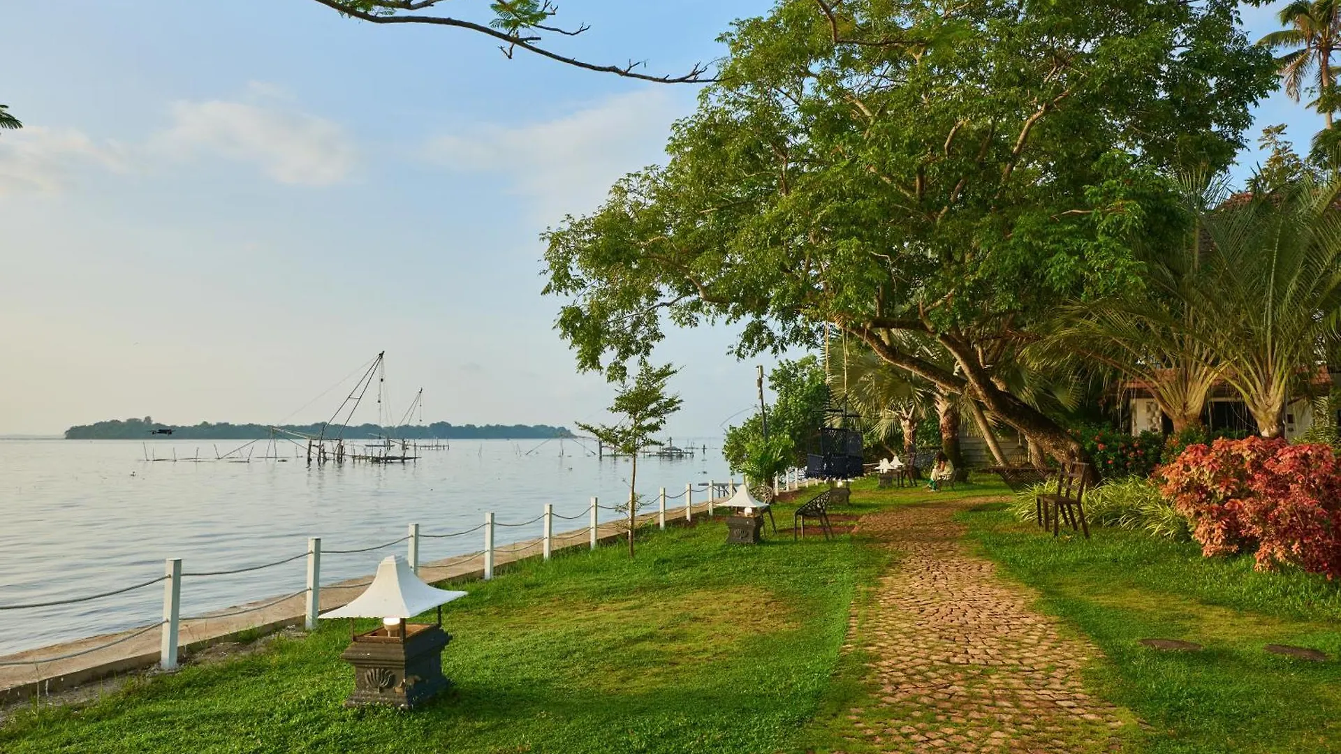 Deshadan Backwater Resort - The Best Sunrise View Alappuzha